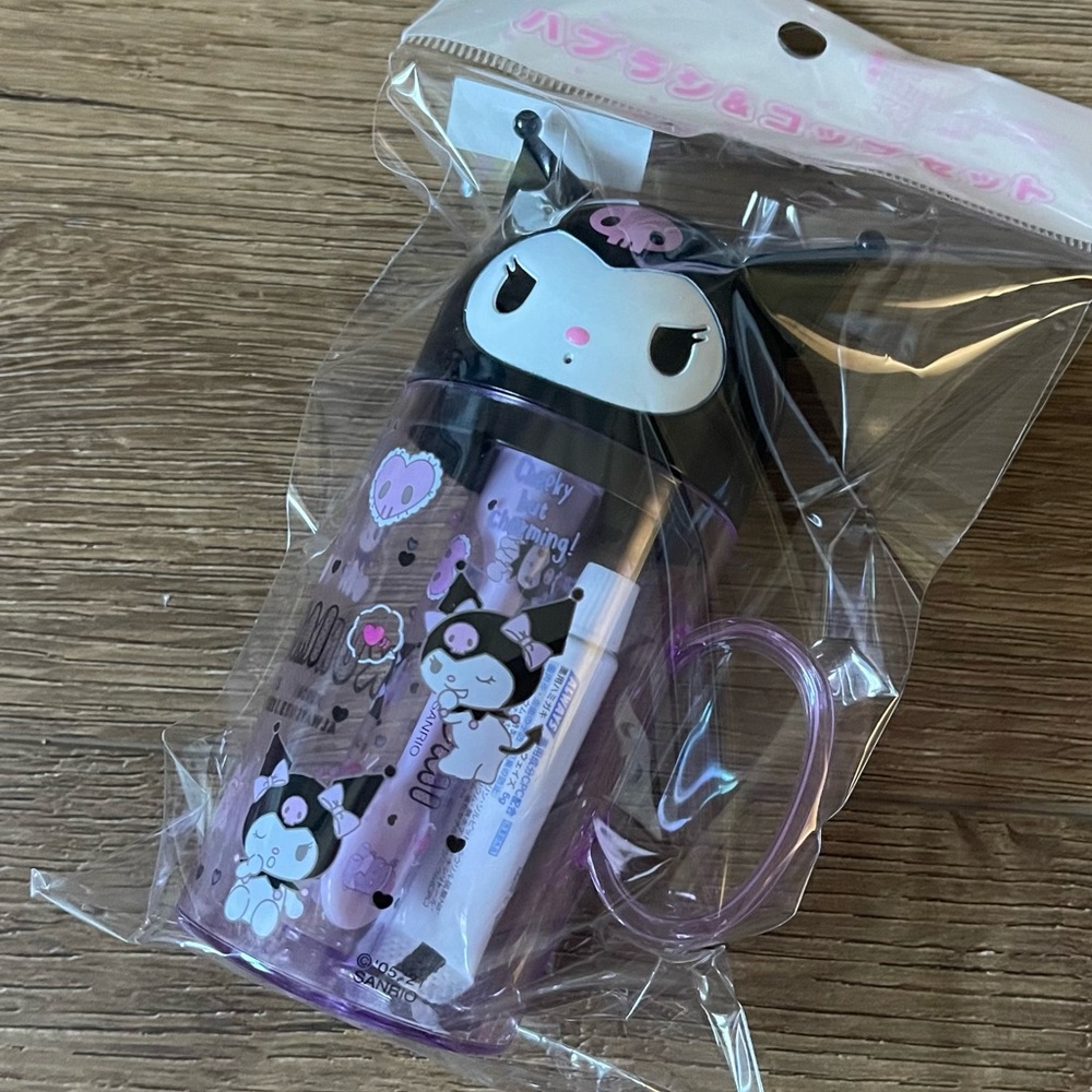 SANRIO-NWT Character Toothbrush Kit - Picture 15 of 16